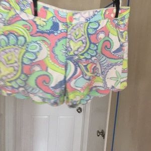 Lilly Pulitzer butter cup shorts